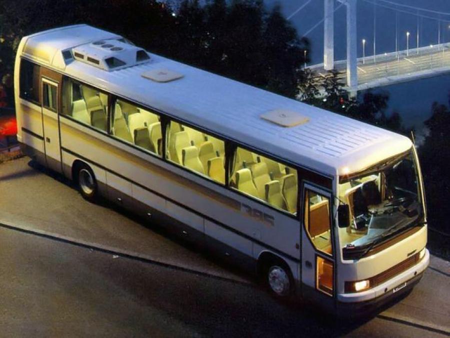  Ikarus 385 1985 года  (фото 2 из 4)